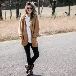 Camel Dolman Sleeve Short Knit Cardigan w/ Pockets